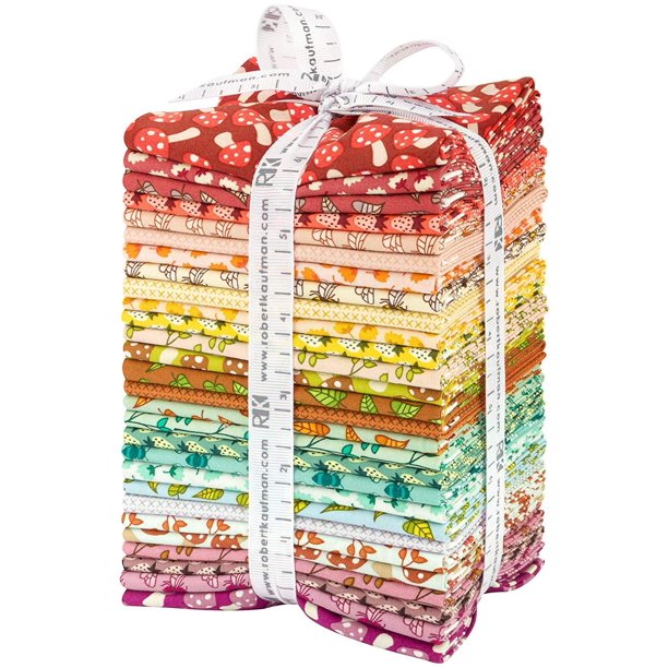 Berry Season Fat Quarter Bundle by Elizabeth Hartman | FQ-1484-28