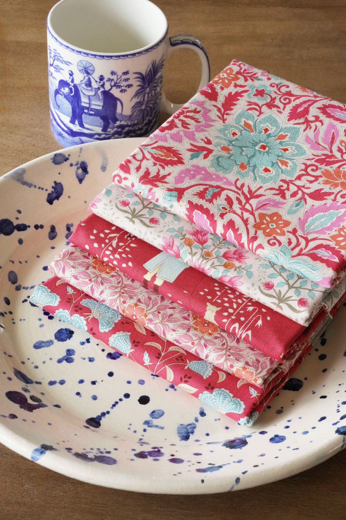 Windy Days Collection Red Pink Fat Quarter Bundle by Tilda fabrics | TIL300115